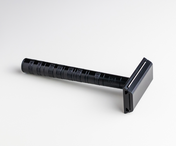 HENSON SHAVING | AL13 JET BLACK ALUMINUM SAFETY RAZOR *MILD
